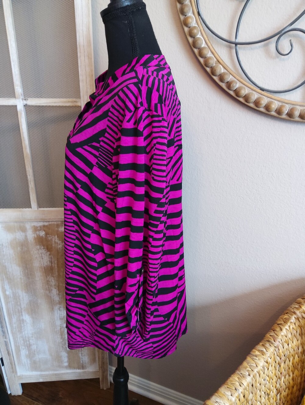 Dear Scarlett Magenta and Black Striped V-Neck Tunic - Picture 7 of 9